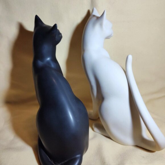 Vintage 1986 Franklin Mint “Counterpoint” Black & White Cat Pair. SHIPS FREE - Picture 4 of 8